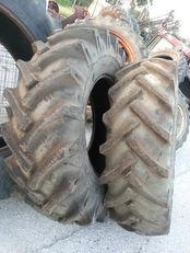 pneu de tracteur PNEUS  Tipo Florestal