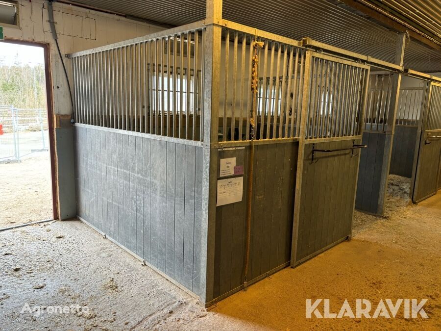 matériel d'élevage pour chevaux Hästbox