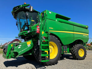 moissonneuse-batteuse John Deere S780i