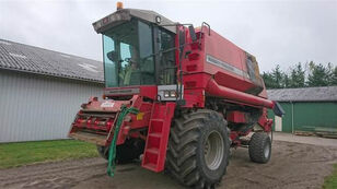 moissonneuse-batteuse Massey Ferguson 38