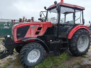 tracteur à roues MTZ 921.3