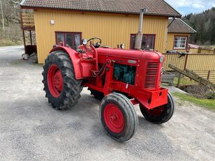 tracteur à roues Volvo T 35/36